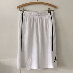white nike jordan shorts